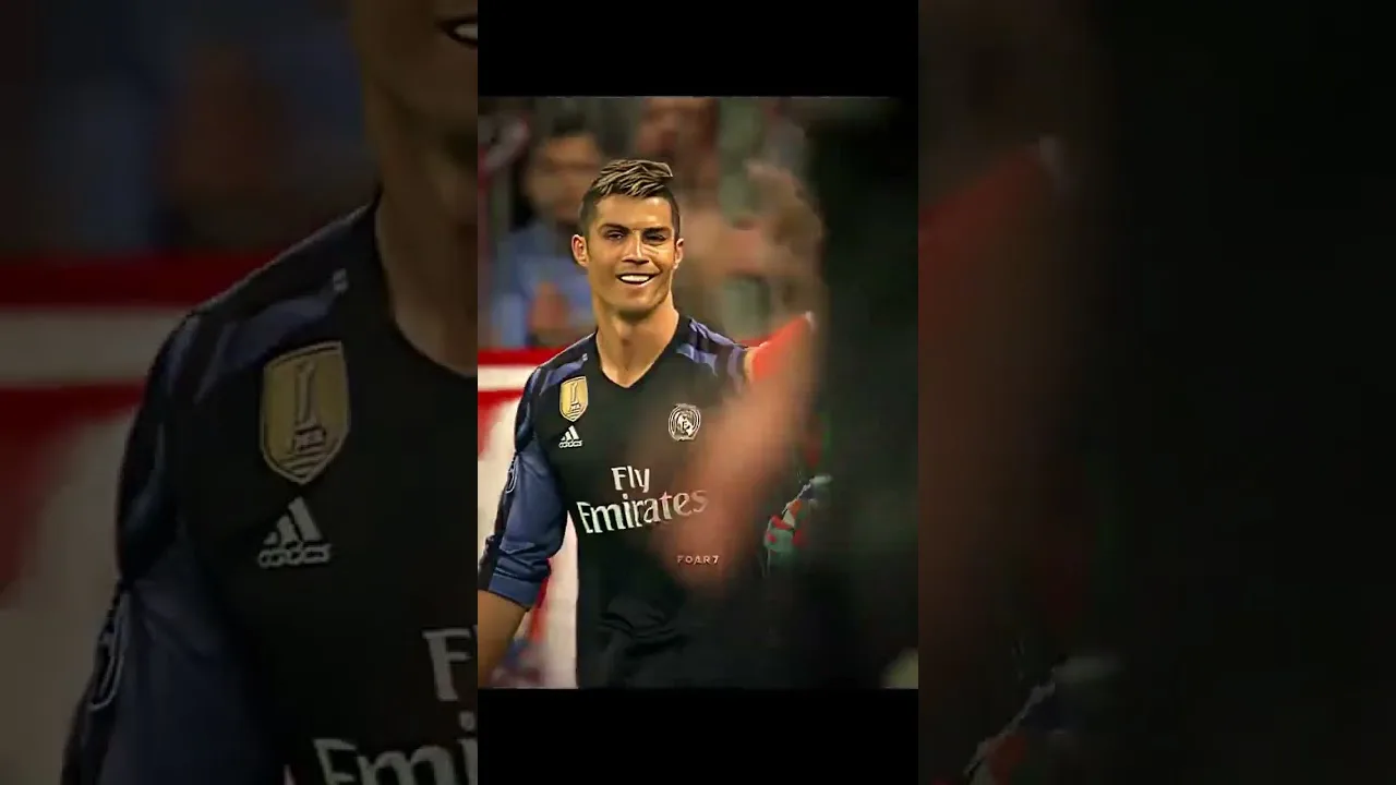 fighting Ronaldo vs neuer #ronaldo #cristiano #bundesliga #alnassr