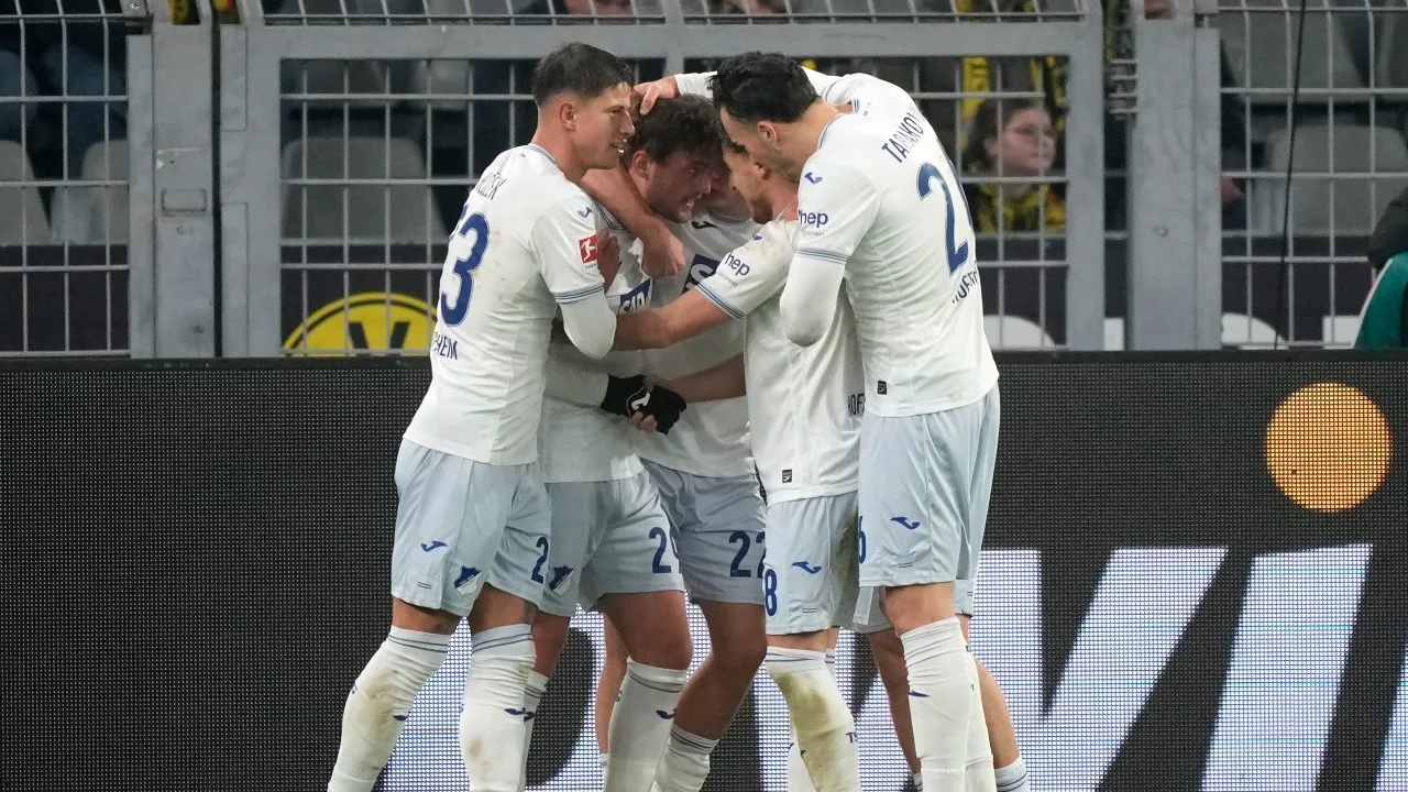 Résumé de la Bundesliga : un but tardif pour Hoffenheim prive Dortmund de la victoire