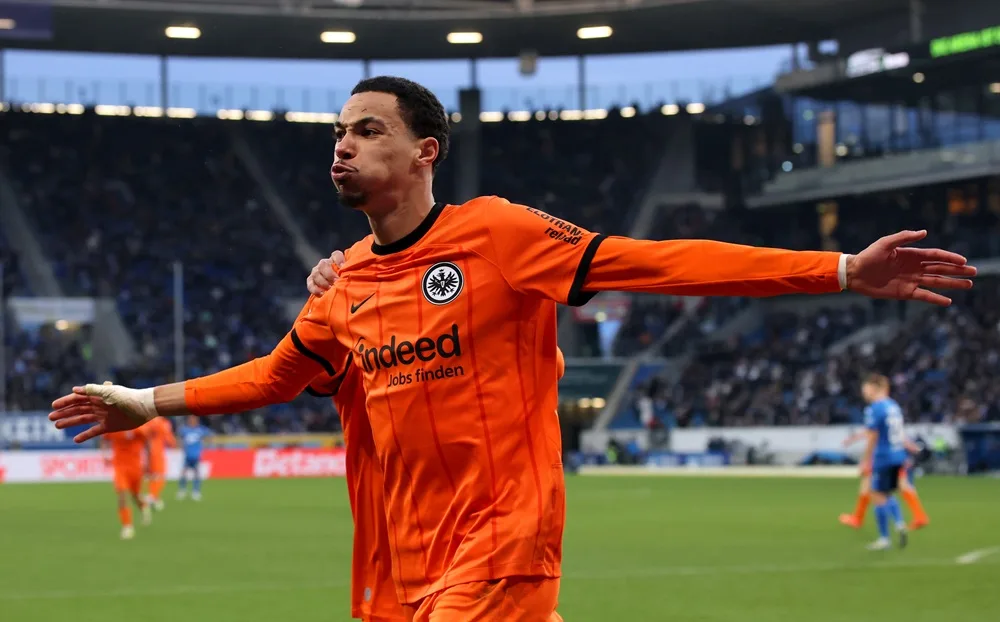 Arsenal parmi les clubs intéressés par l’attaquant de Bundesliga de 17 buts