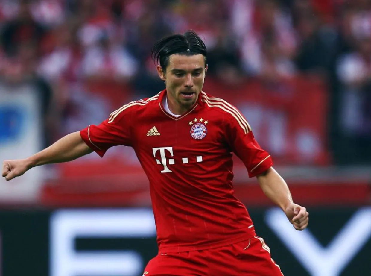 Déplacement incroyable! Une ancienne star du Bayern Munich est arrivée dans la 4e League de Roumanie