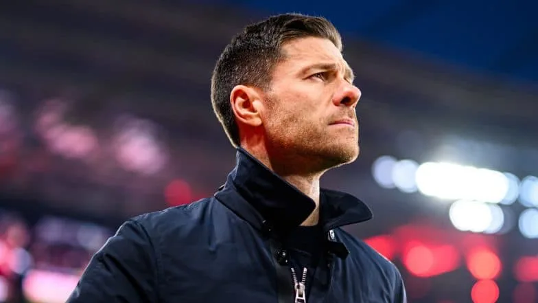 Bundesliga 2024-25: le directeur sportif de Bayer Leverkusen, Simon Rolfes, confirme le séjour de Xabi Alonso en tant qu’entraîneur-chef la saison prochaine