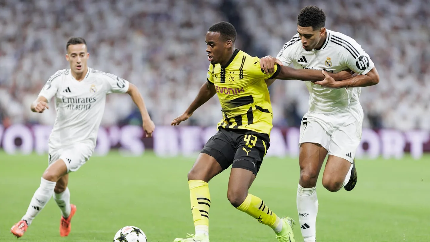 Les recruteurs de Liverpool et de Chelsea ont regardé l’ailier passionnant du Borussia Dortmund