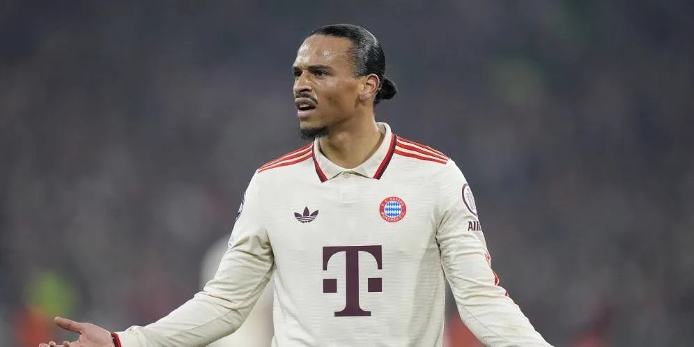 MU et Arsenal mordent la balle ! Leroy Sané décide de rester au Bayern Munich