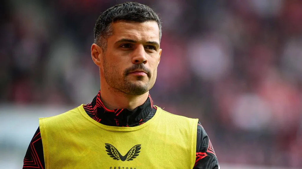 Bayer Leverkusen | Granit Xhaka parle de rumeurs de changement obstiné