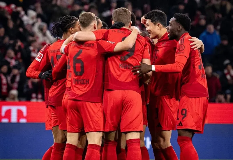 Le Bayern Munich fête 5 buts contre Leipzig !