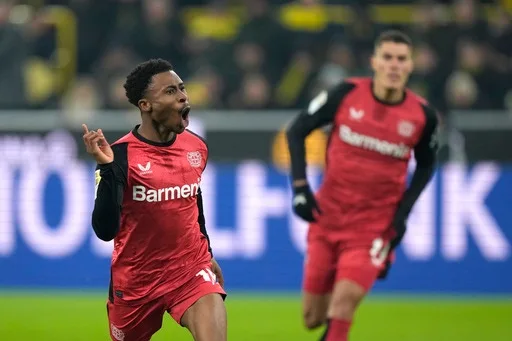 Leverkusen débute 2025 avec une victoire contre Dortmund, frappé par la maladie, au retour de la Bundesliga
