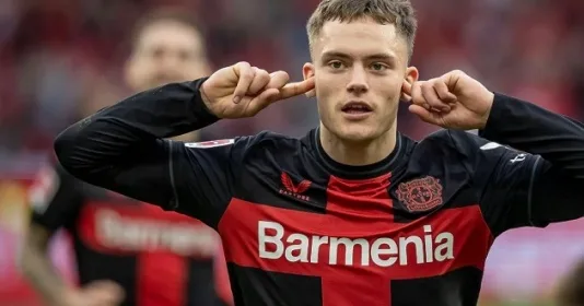 Le milieu de terrain coloré du Bayer Leverkusen