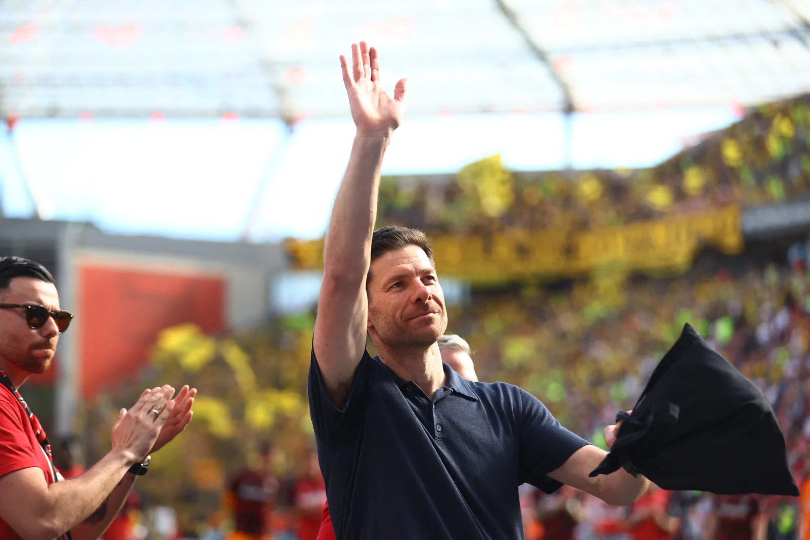 Target du Real Madrid, Xabi Alonso est honoré par Bayer Leverkusen en adieu aux fans | football international