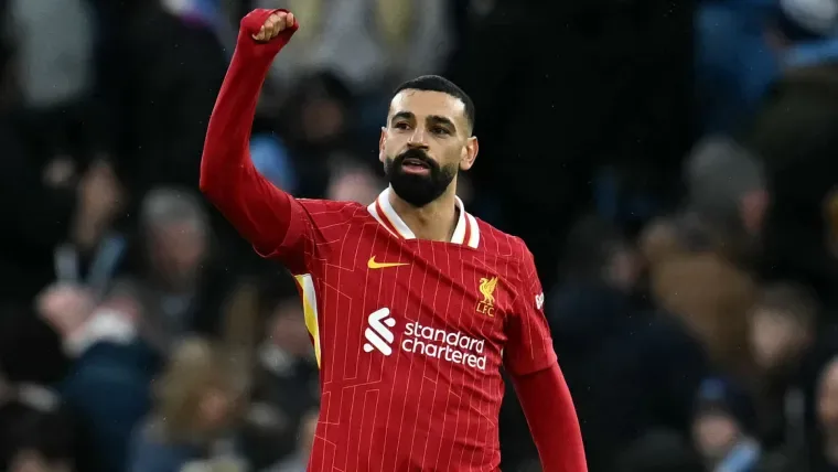 Liverpool Eye Bundesliga attaquant le milieu de terrain comme remplacement de Mo Salah