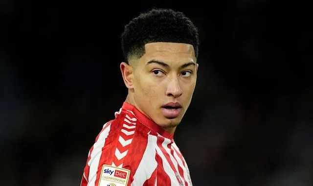 Jobe Bellingham Transfer News: Borussia Dortmund dans Advanced Talks pour signer le milieu de terrain de Sunderland