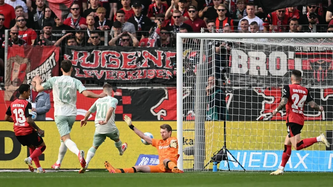 Bayer Leverkusen 0-2 Werder Brême: Hôte Miss Chance de combler l’écart sur le Bayern Munich