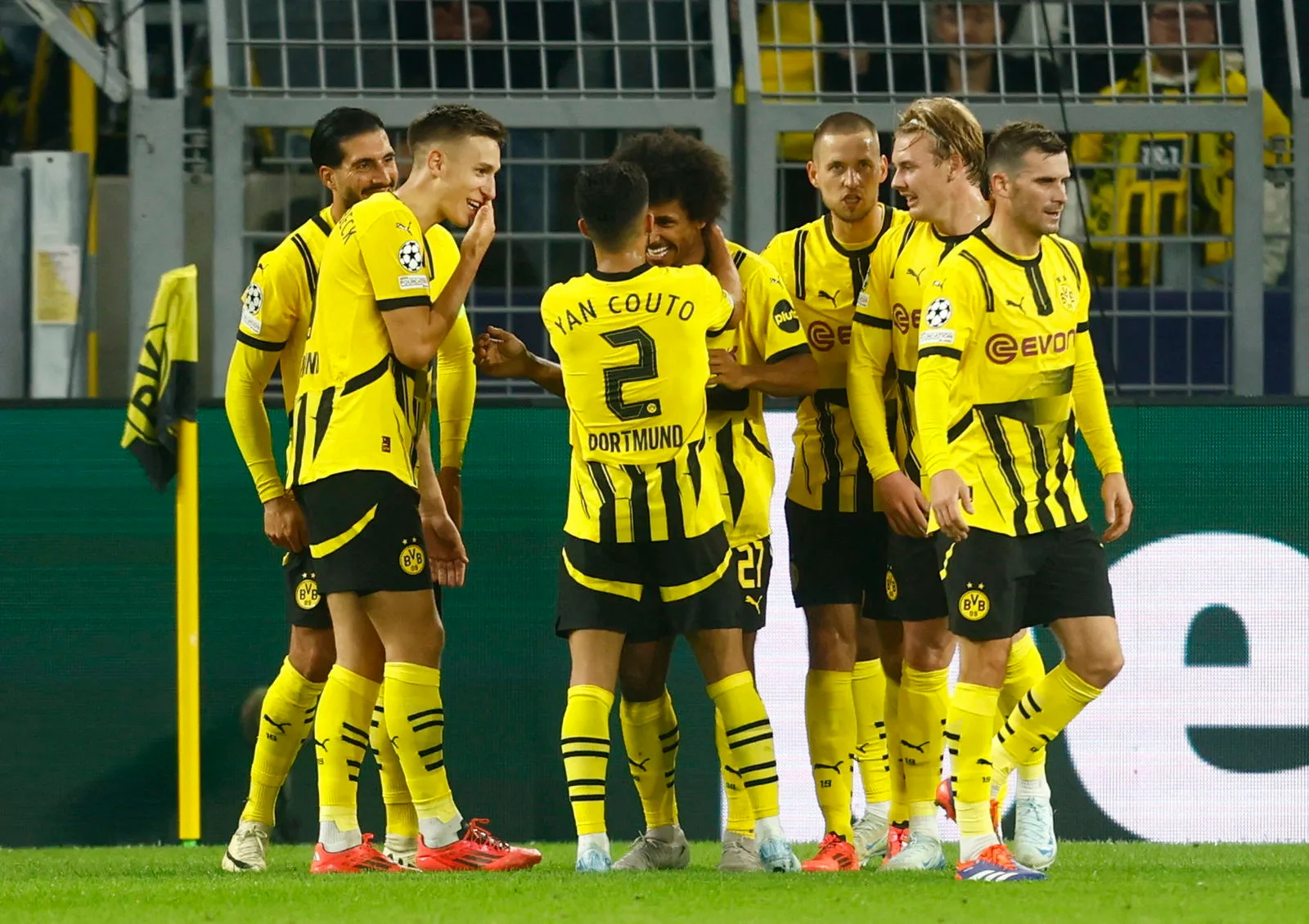 L’arrière droit du Sturm Graz consultera ses amis celtiques avant d’affronter le Borussia Dortmund