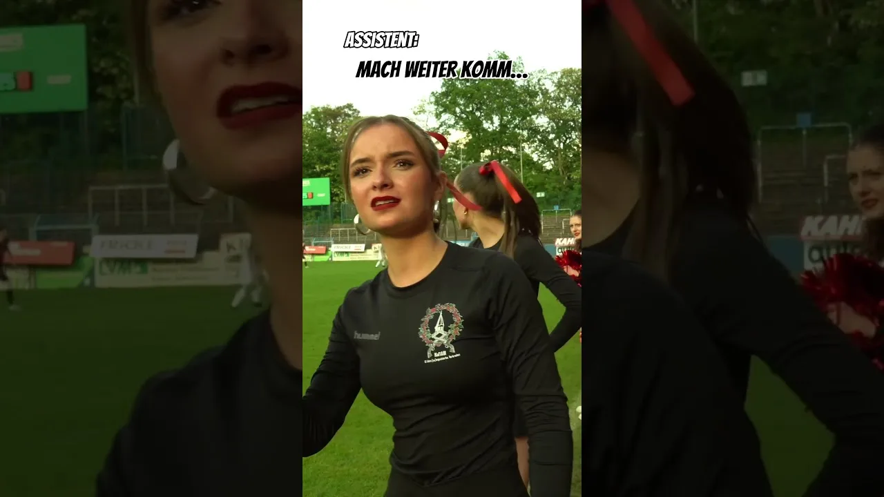 Pyro 🧨😳 wie findest du das? #soccer #sport #football #bundesliga