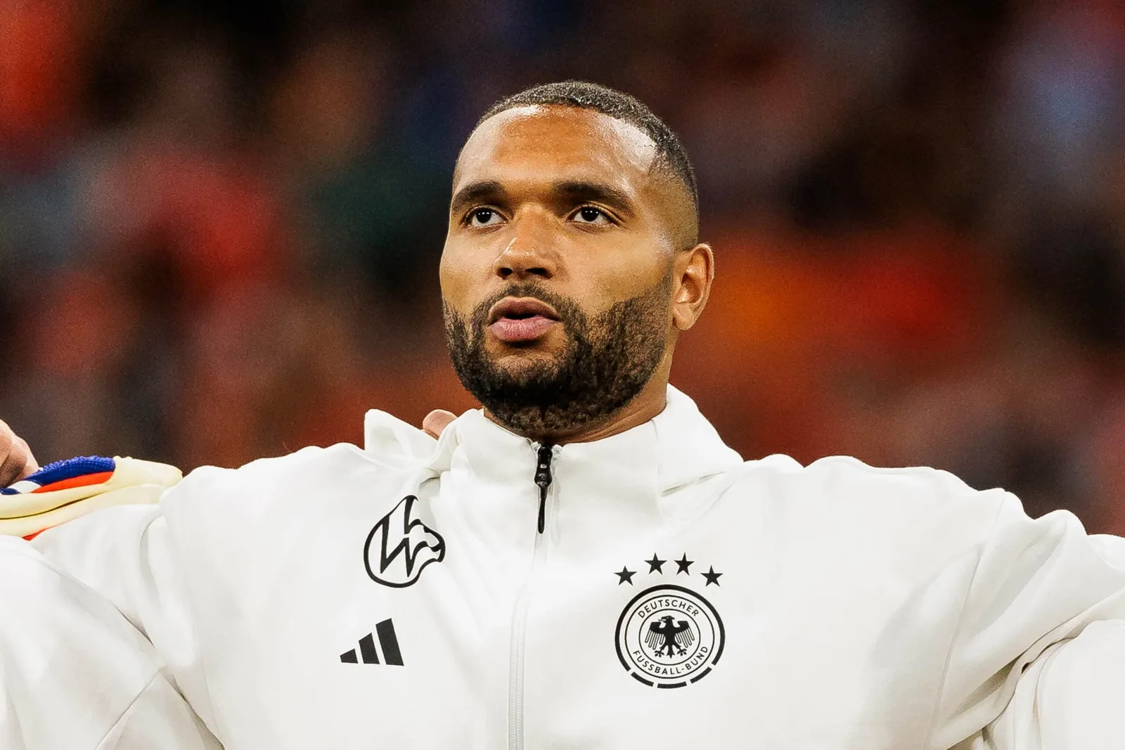 Liverpool s’est mis à combattre Barcelone pour signer le défenseur de Bundesliga en transfert gratuit