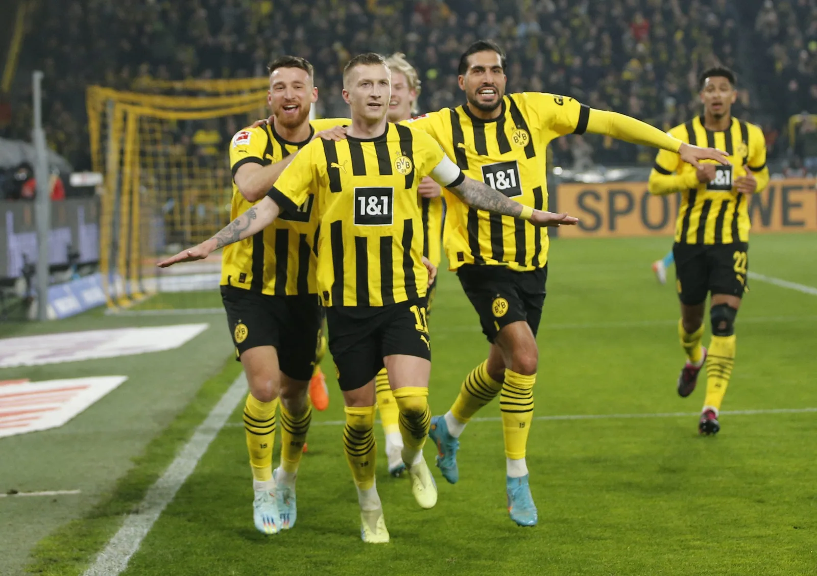 Prédiction de score Borussia Dortmund vs Bayern Munich, Bundesliga allemande 2024-2025, 1er décembre 2024 – Harianbatakpos.com