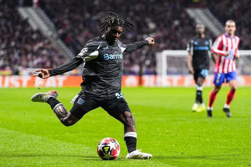 Intérêt de Barcelone pour le défenseur de Bayer Leverkusen Jeremie Frimpong