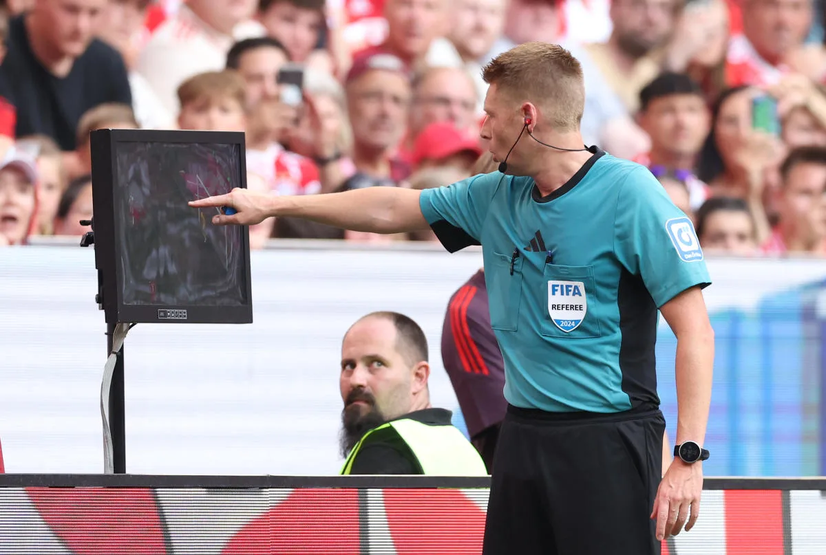 🇩🇪 Les arbitres de la Bundesliga annonceront les décisions du VAR
