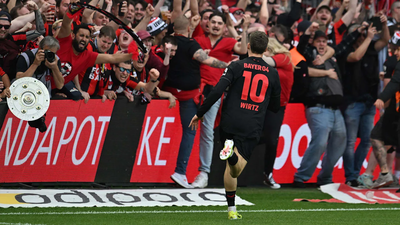 Bayer Leverkusen: Il est suspendu dans la cabine: Wirtz explique la photo maître épique | sport