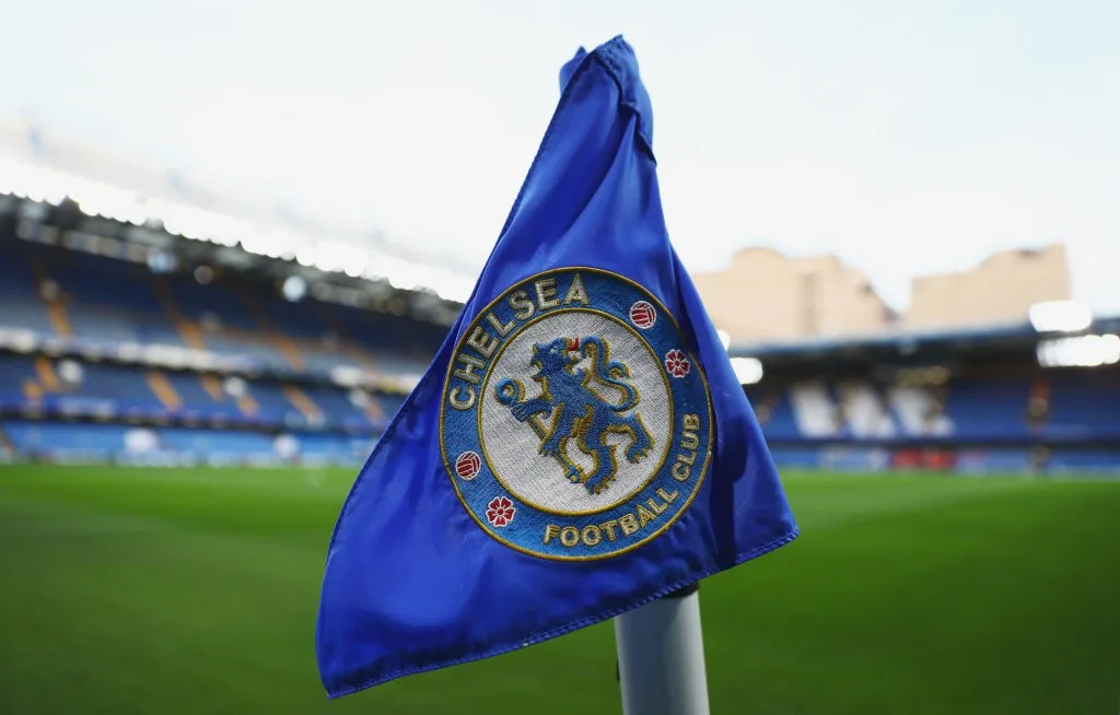 Le Borussia Dortmund soumet une offre pour recruter Renato Veiga de Chelsea