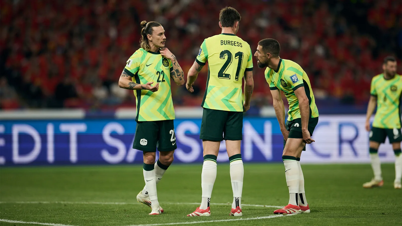 Socceroos à l’étranger: Burgess gagne une victoire vitale avec Ipswich, Irvine Tops Bundesliga Classement