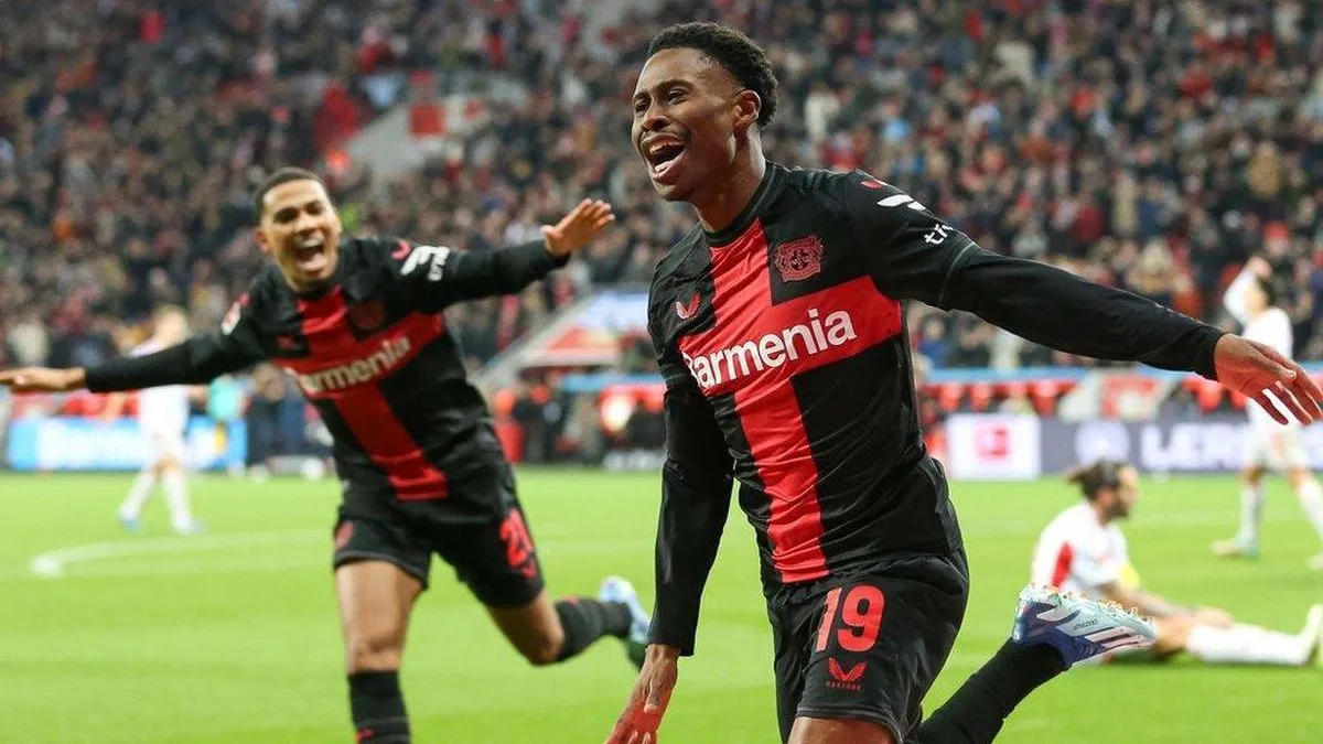 Le Bayer Leverkusen remporte une victoire 2-0 contre Augsbourg