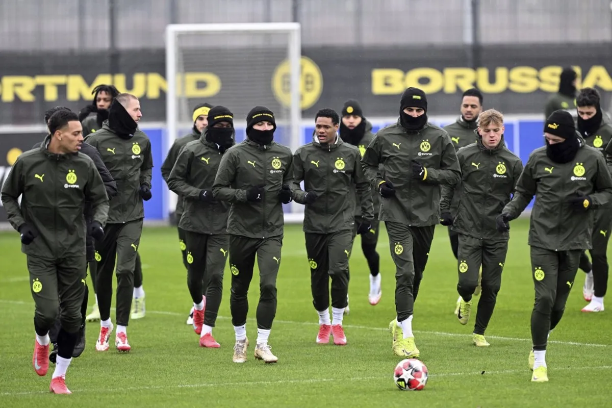 Dortmund tire le directeur technique Sven Mislintat avec le club 11e à Bundesliga
