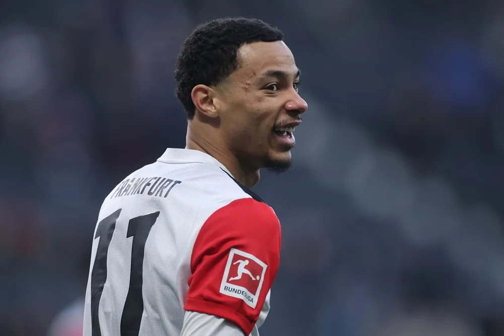 Arsenal Hot sur l’attaquant de Bundesliga de 19 buts réglé pour un déménagement d’été