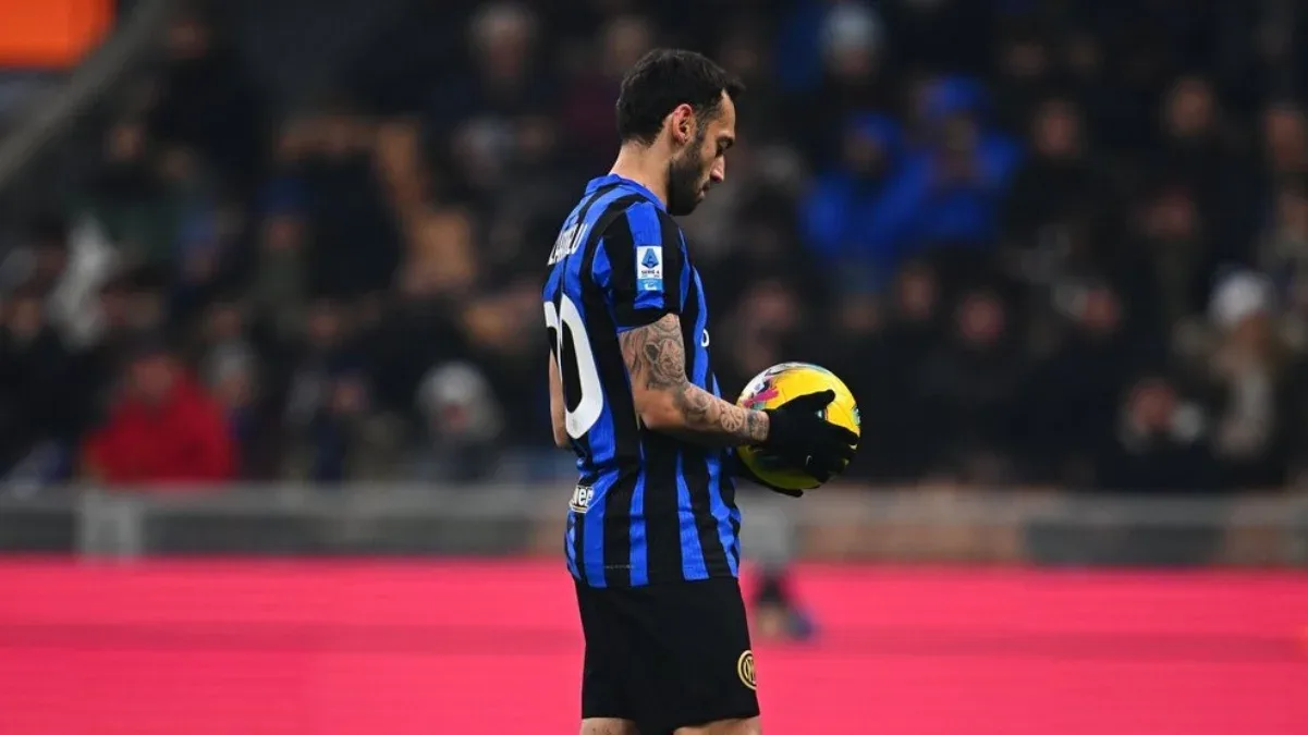 Pour le bien de l’Inter, Hakan Calhanoglu résiste à la tentation du Bayern Munich – Radartasik.id