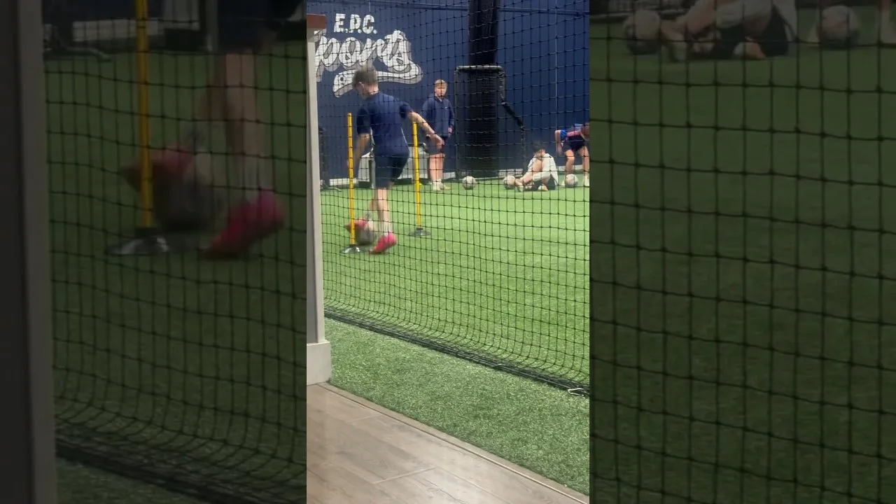 SWITCH #letsplay #youtubeshorts #soccer #bundesliga #fast #gameon #live #nikesoccer #shorts #love