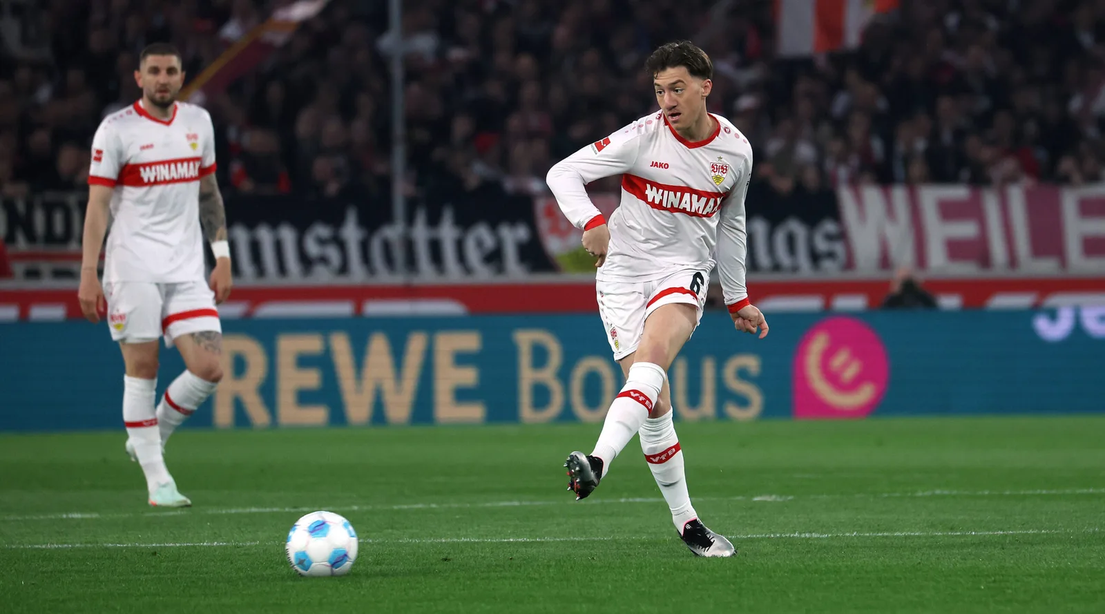 James Pearce révèle que Liverpool «  considéré  » signant le milieu de terrain de Bundesliga l’été dernier
