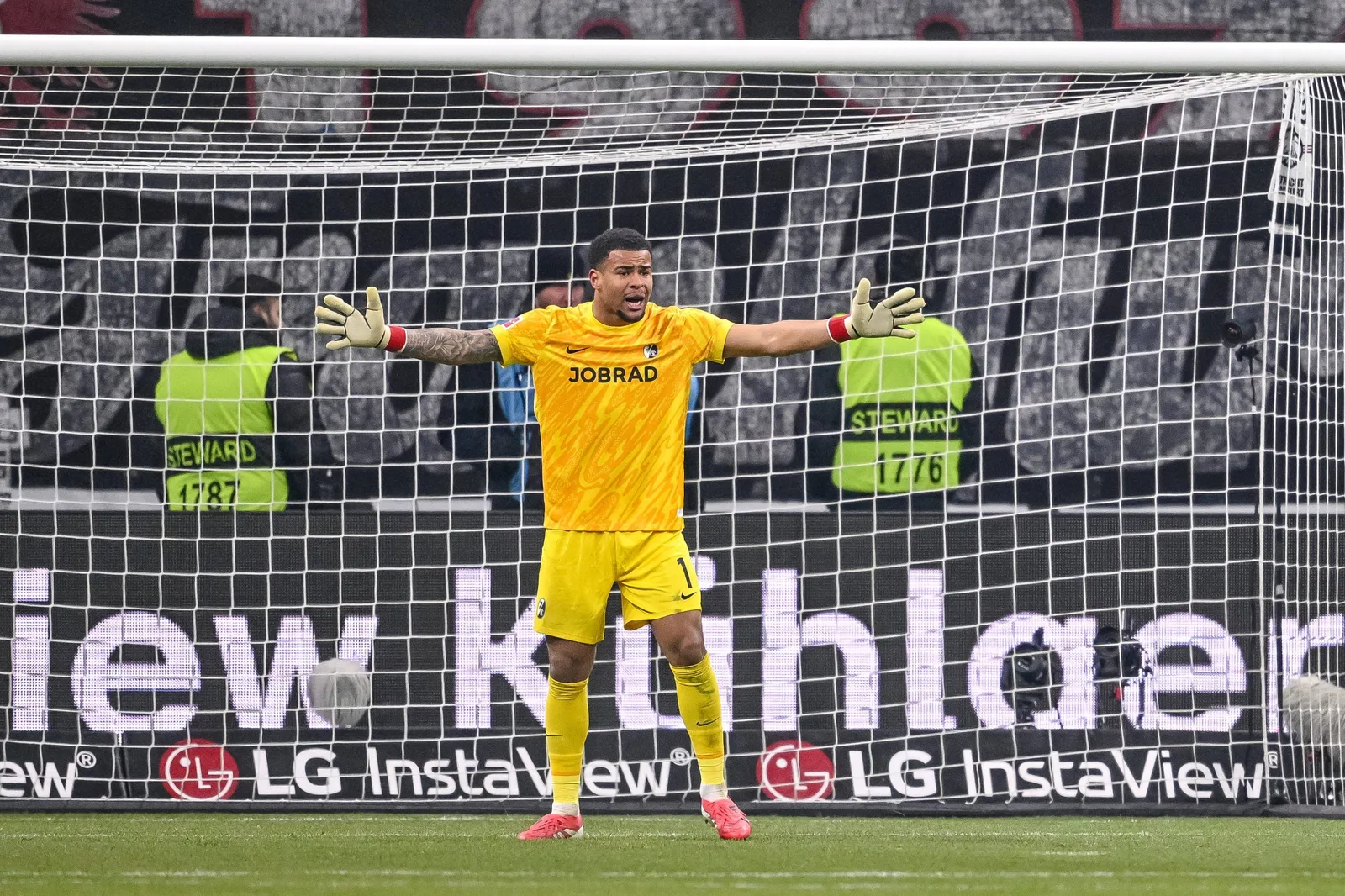 Pénalité roi! Atubolu établit le record de Bundesliga