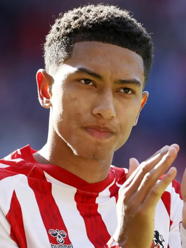 Le frère cadet de la superstar anglais Jude Bellingham est censé faire de Borussia Dortmund sa promesse