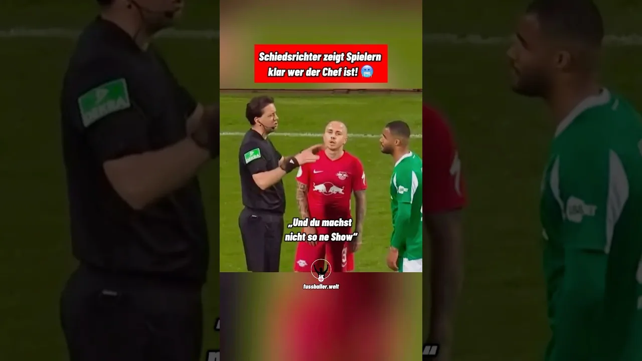 L’arbitre montre clairement aux joueurs qui est le boss! 🥶