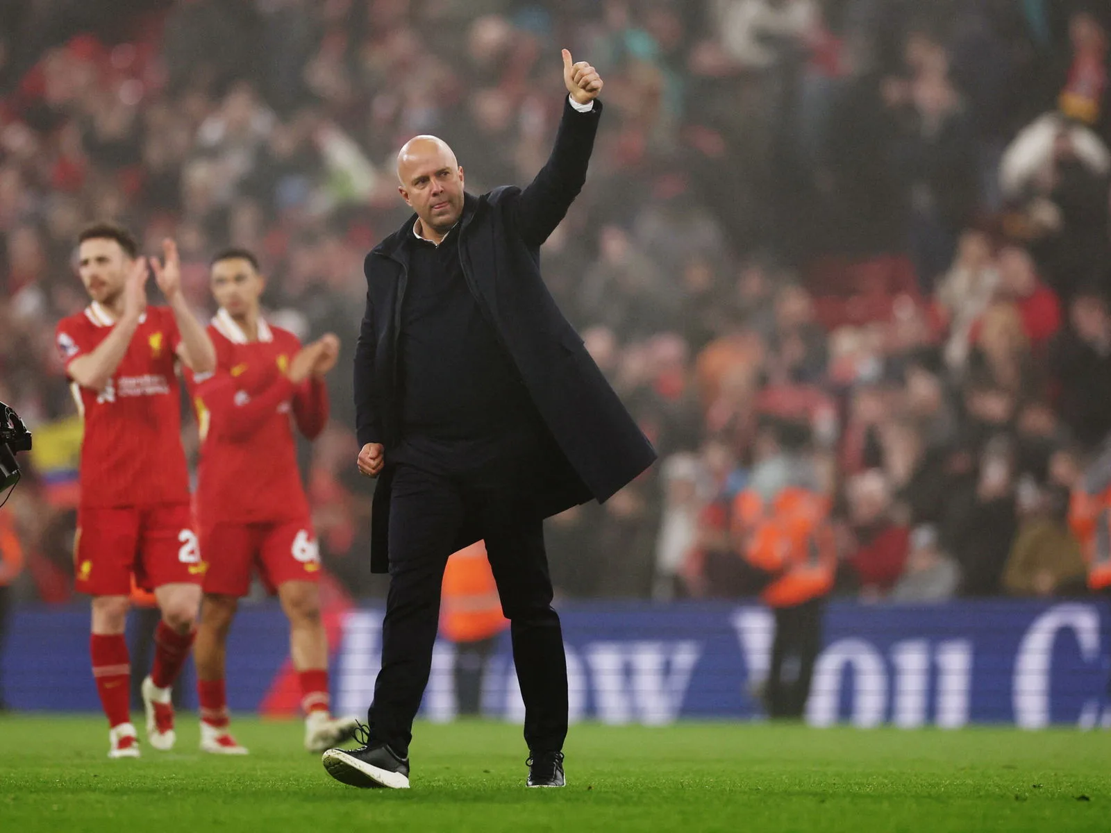 Liverpool Hold Talks avec le milieu de terrain de Bundesliga | Tirer