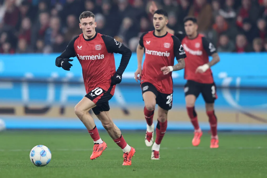 90PLUS | Ouverture sous les projecteurs : le Bayer Leverkusen commence sa mission pour défendre son titre