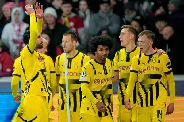 Les Steelers annoncent un partenariat avec le club de football allemand Borussia Dortmund