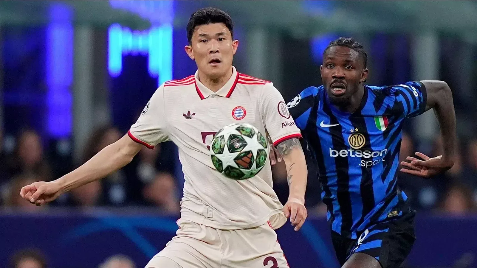 La star du Bayern Munich, Kim Min-jae, défie Achille Piain dans le titre Bundesliga Push