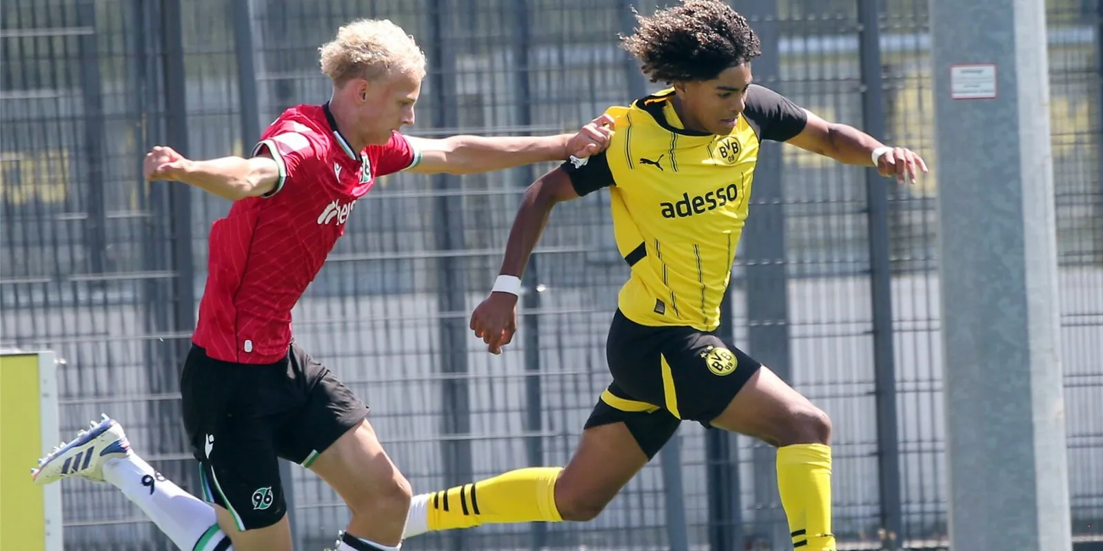 Le Borussia Dortmund prévoit d’inclure 16 ans -old sur la liste de la Coupe du Monde du Club de la FIFA