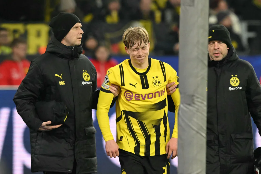 🚨 Borussia dortmund confirme le coup de blessure pour le défenseur