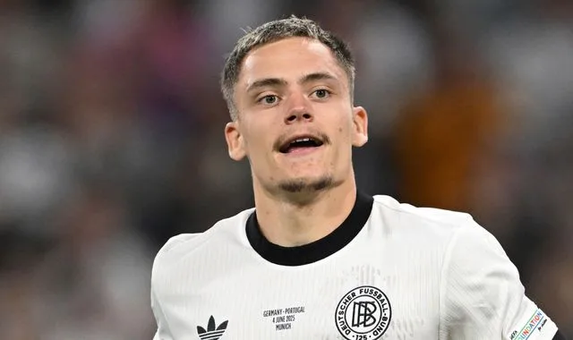 Liverpool fait une nouvelle offre de 113 millions de livres sterling pour l’attaquant de Bayer Leverkusen