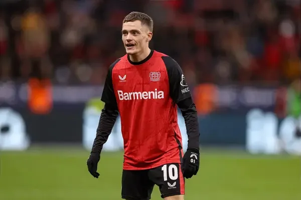 Le Bayer Leverkusen envisage les starlettes de Manchester City comme remplaçants potentiels de Florian Wirtz
