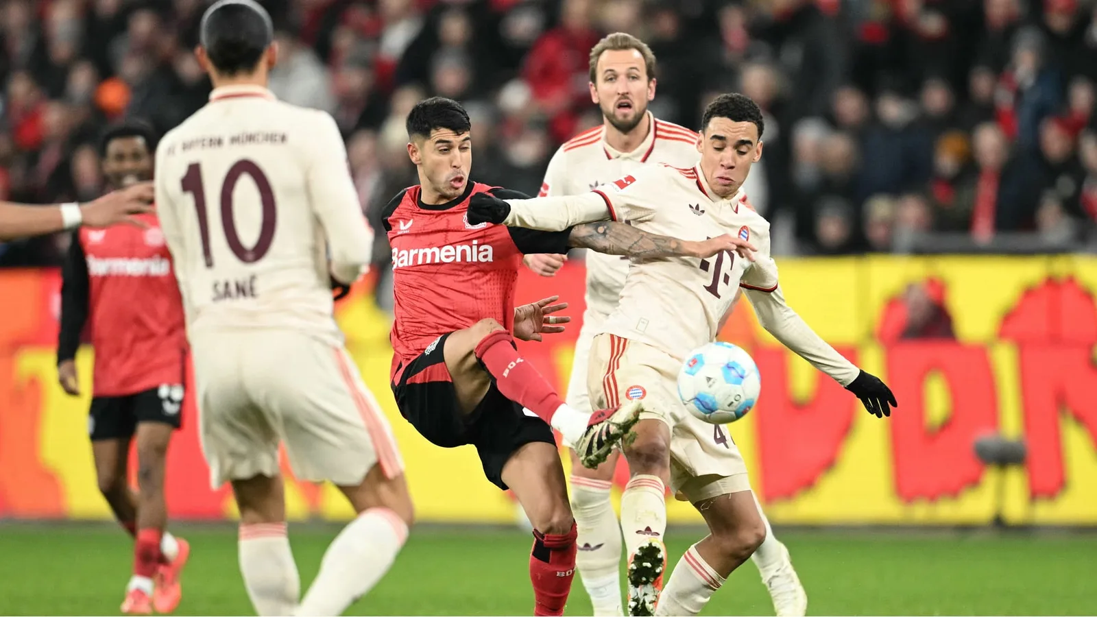 Bayern Munich tire avec Bayer Leverkusen en Bundesliga allemand