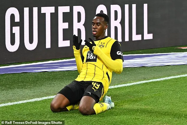 Chelsea souffre du deuxième coup de taxe de la Coupe du monde du monde en tant que Borussia Dortmund rejeter l’offre de 42 millions de livres sterling pour Jamie Gittens … avec du blues prêt à revisiter lorsque