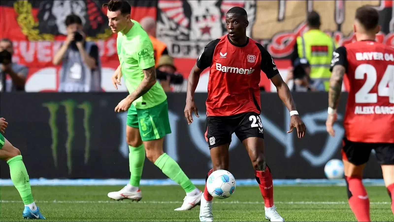 Double Blow Rocks Bayer Leverkusen alors que les blessures frappent