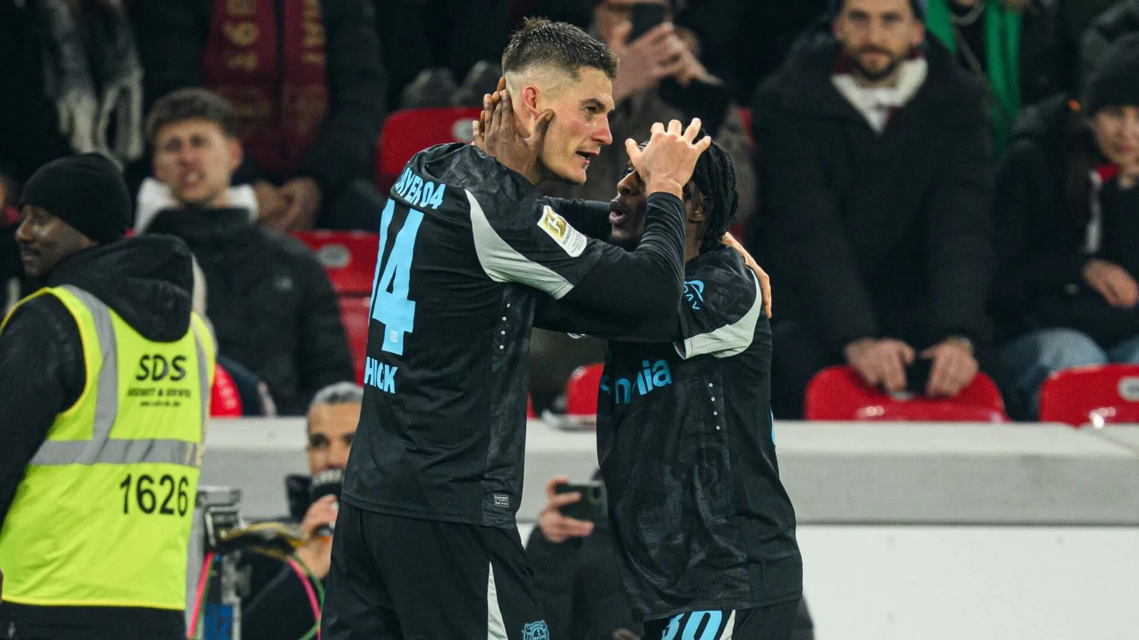 Bayer Leverkusen est en danger de perdre un joueur et demande 30 millions d’euros à vendre