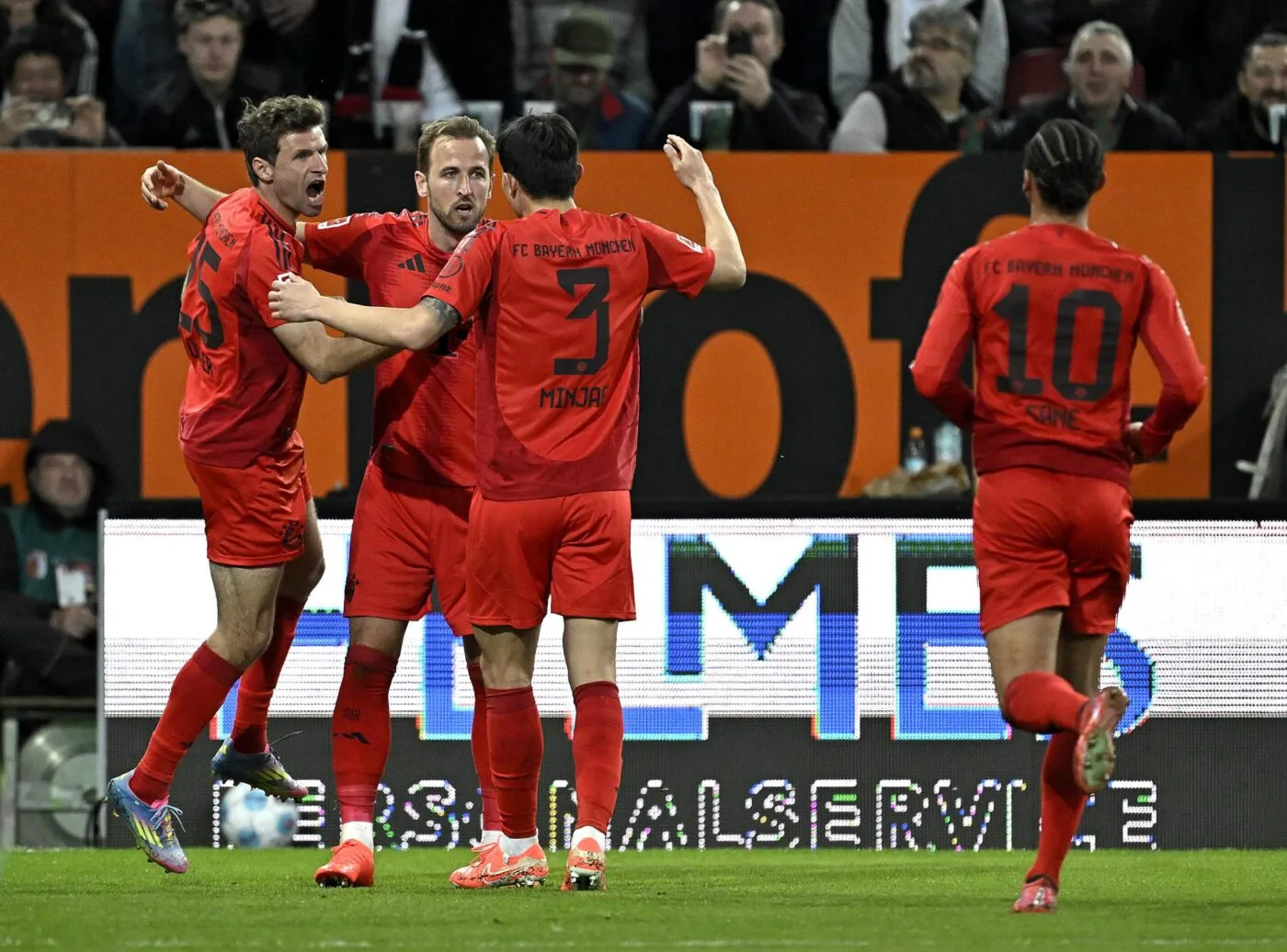 Le Bayern Munich s’en sort à Augsbourg – Bundesliga – J28 – Augsbourg-Bayern Munich (1-3)
