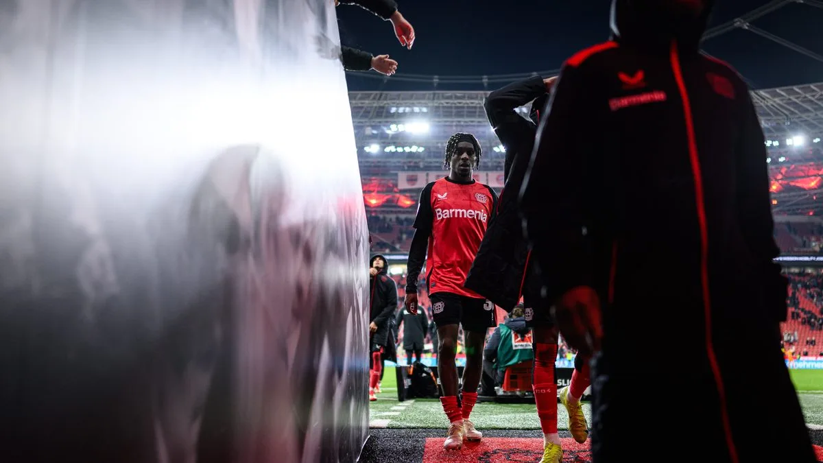 Jeremie Frimpong passe de Bayer Leverkusen à Liverpool