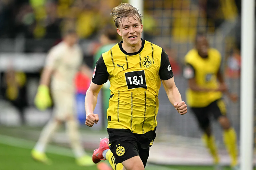 🚨 Officiel: Borussia Dortmund annonce sa première signature