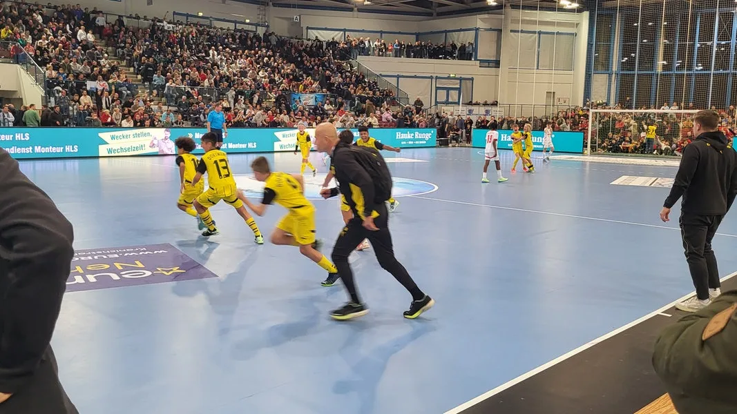 Le Borussia Dortmund remporte le tournoi de football masculin 2025 | NDR.de – Actualités – Mecklembourg-Poméranie occidentale