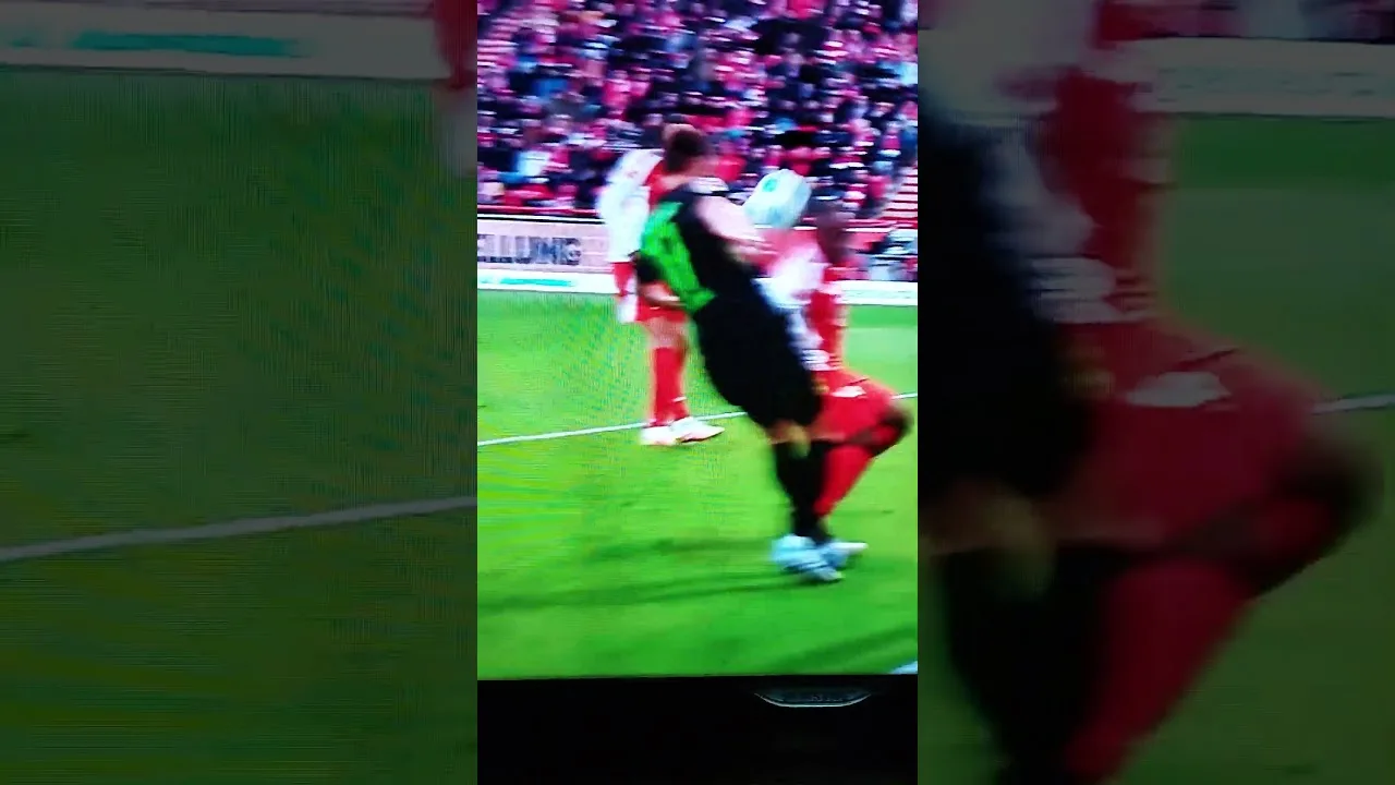No i pudło 🤣🤯 #missionimpossible #music #football #shortvideo #shortfootball #bundesliga